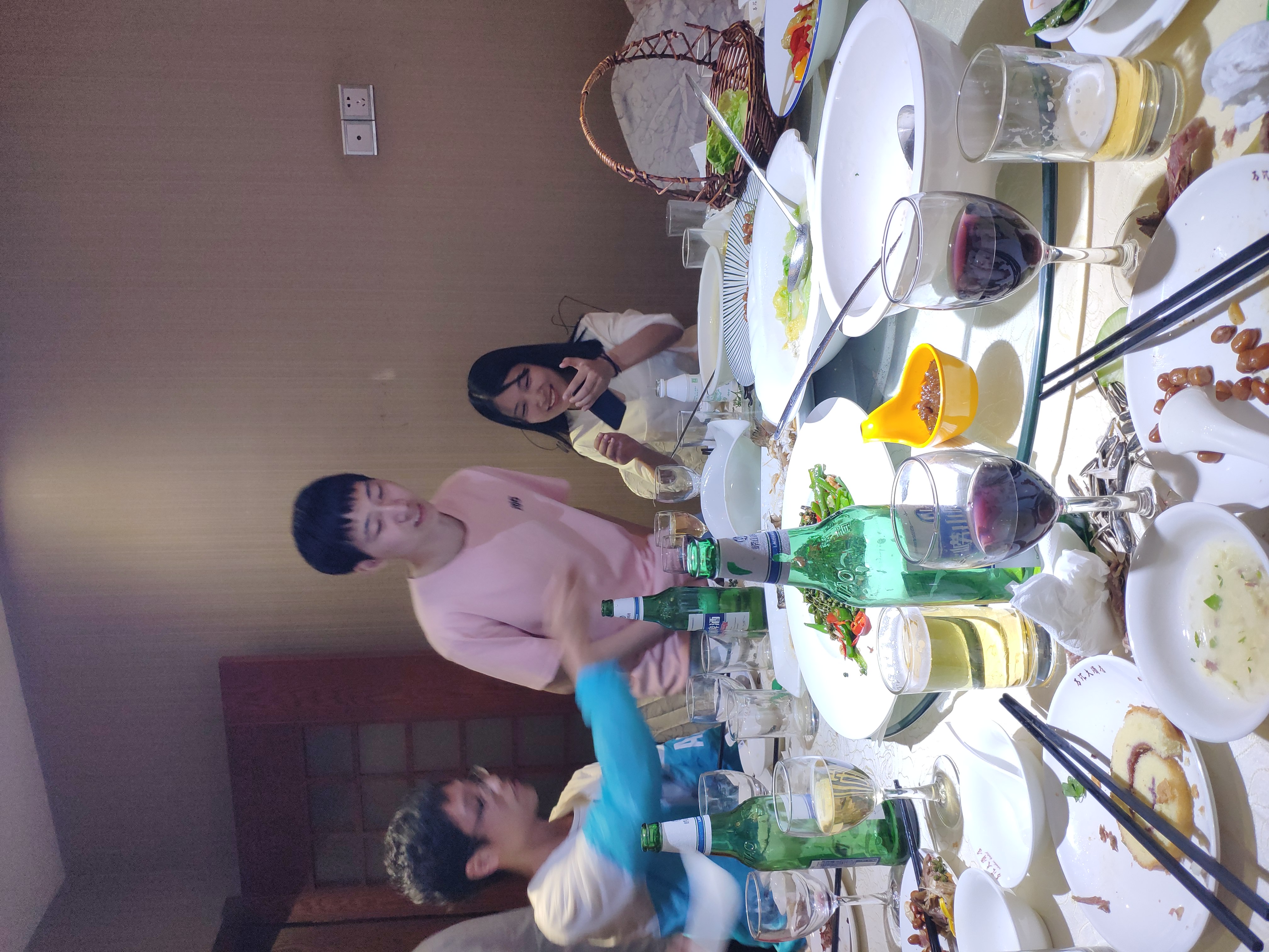 IMG_20190512_210146_BURST1.jpg