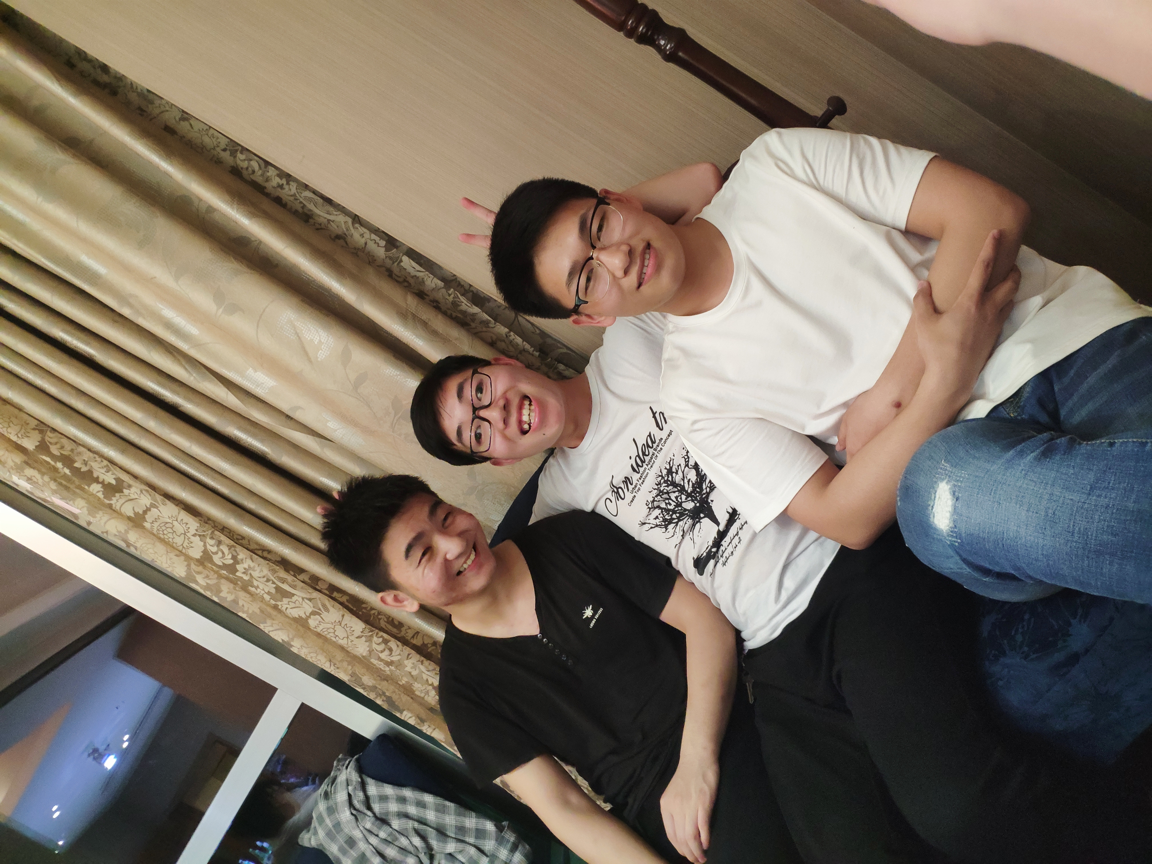 IMG_20190512_224430.jpg